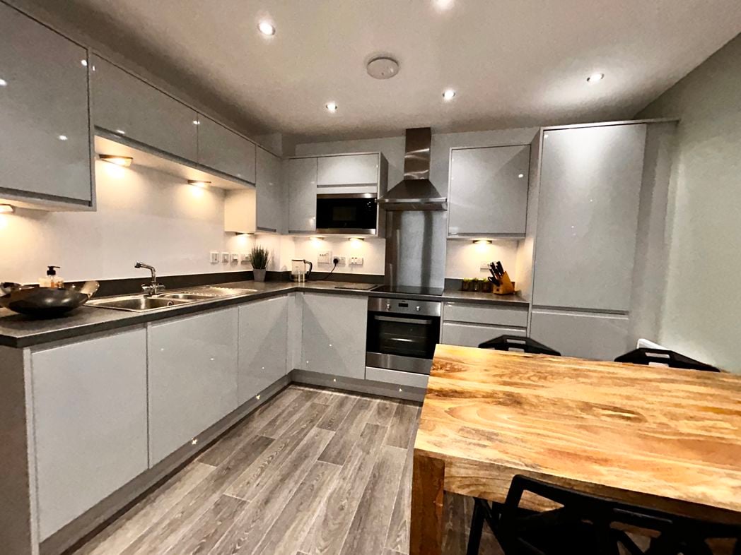 Property image 3 of 15