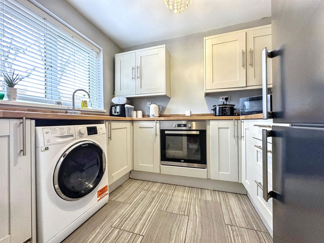 Property image 6 of 13
