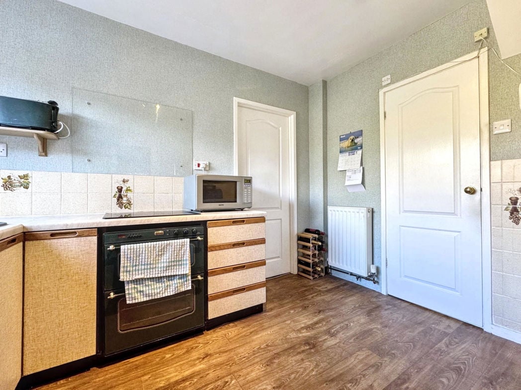 Property image 11 of 26