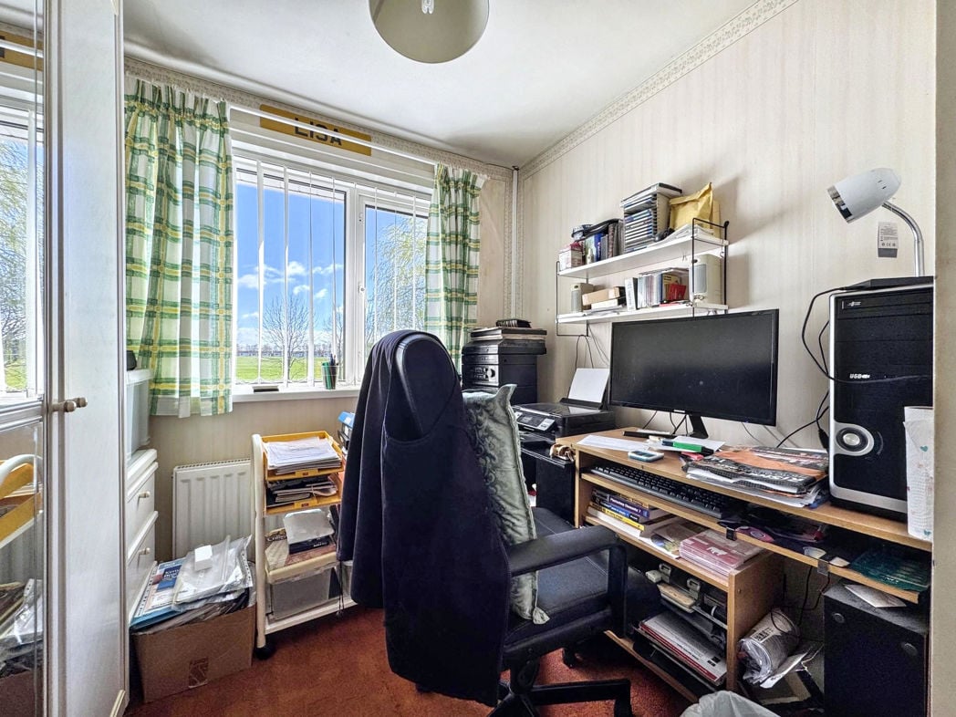 Property image 16 of 26