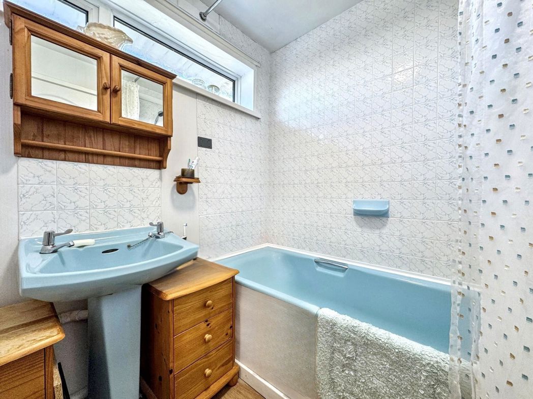 Property image 17 of 26
