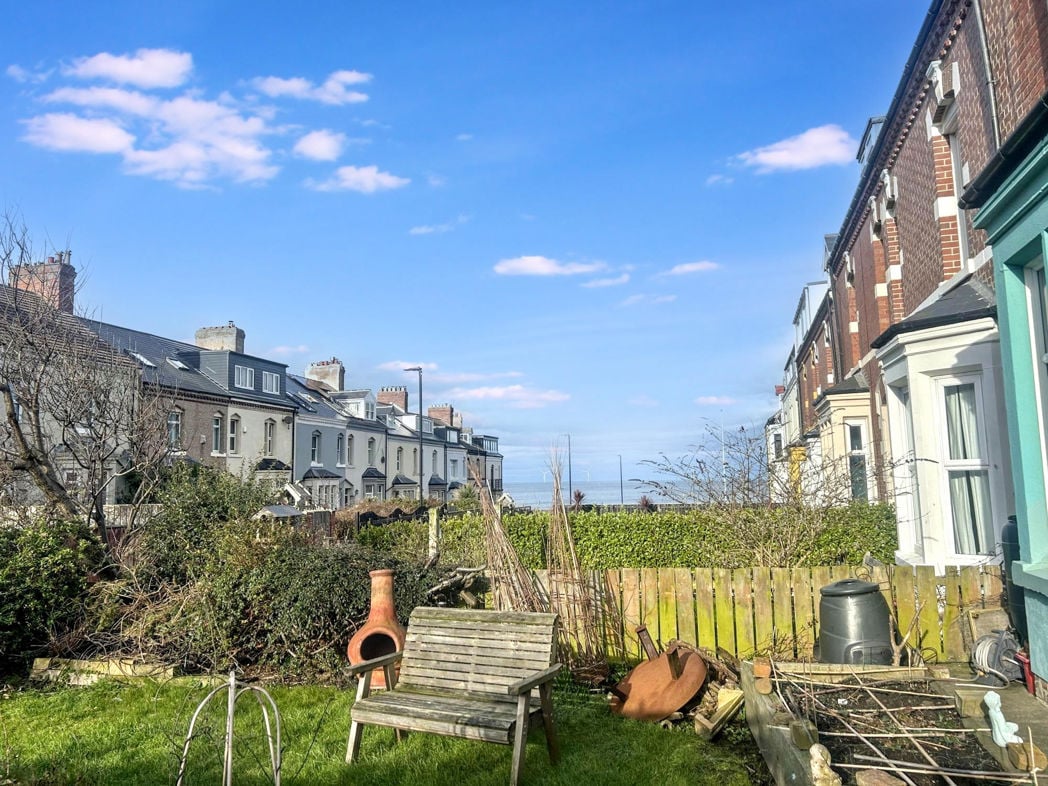 Property image 2 of 23