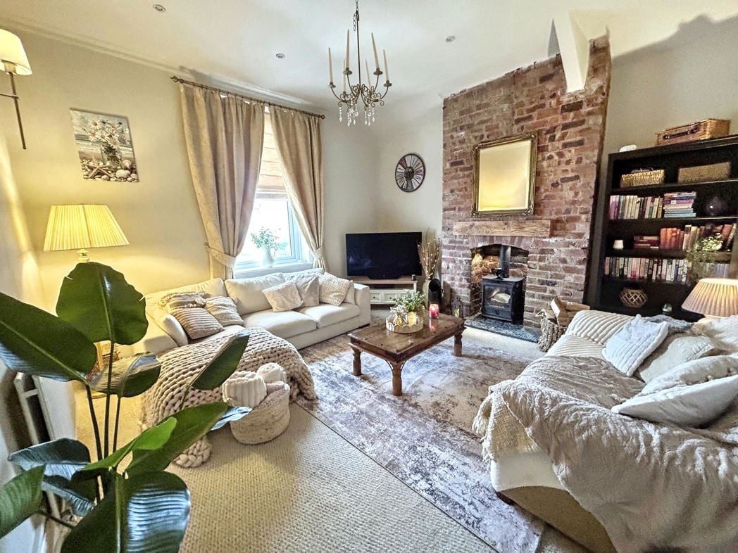 Property image 4 of 23