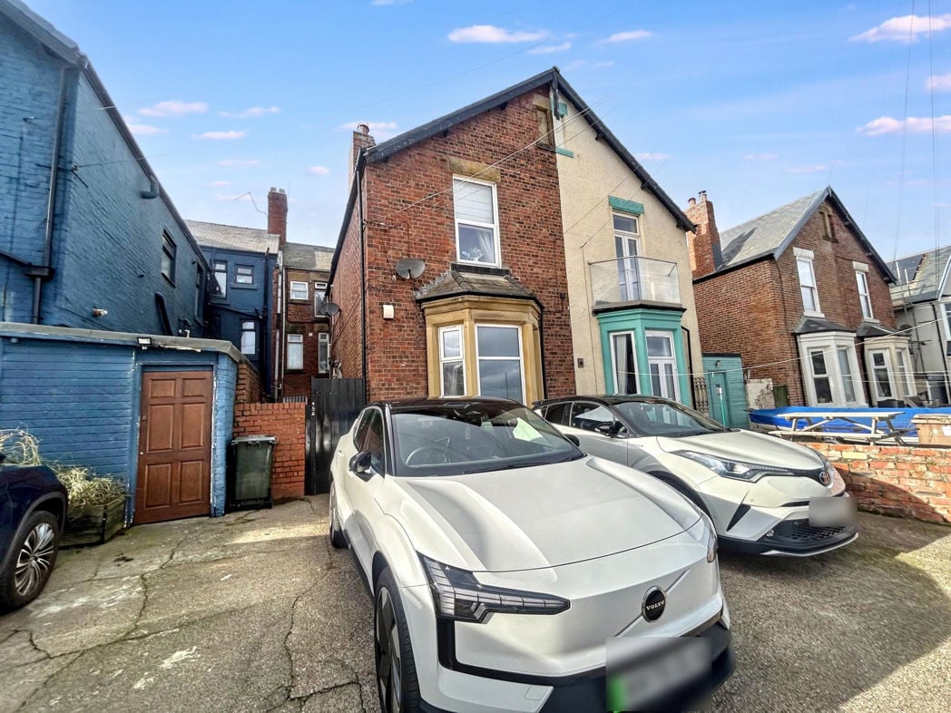 Property image 5 of 23
