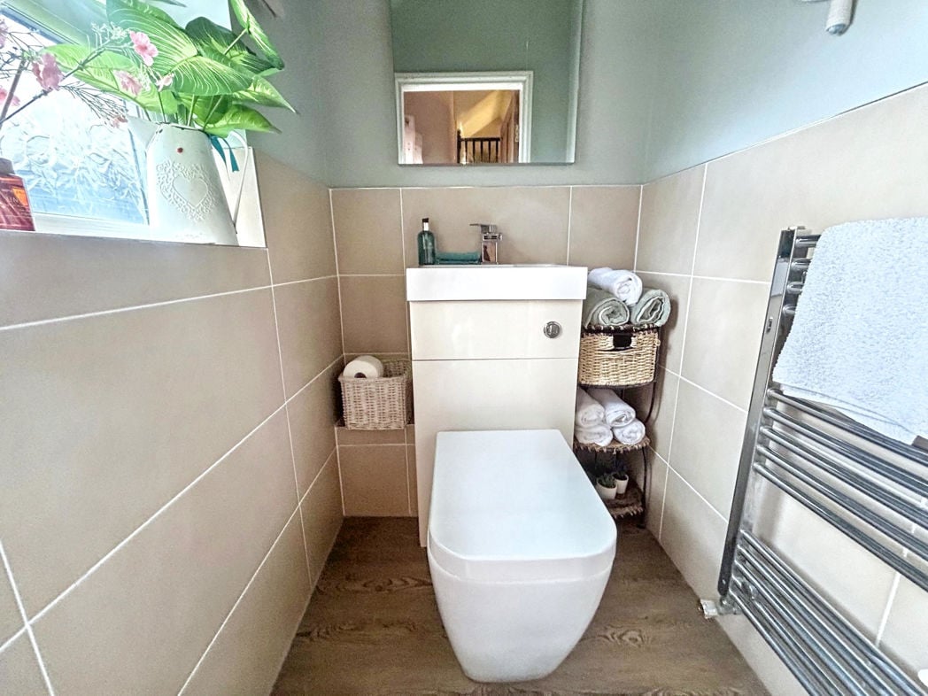 Property image 12 of 23