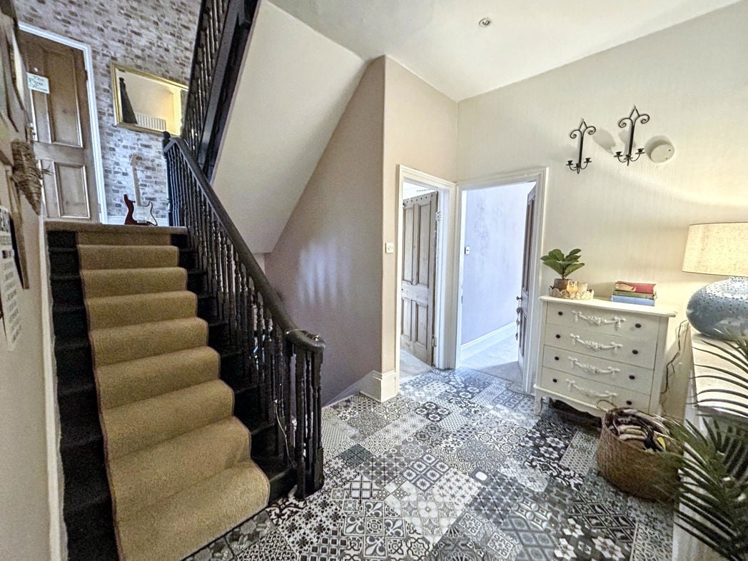 Property image 18 of 23