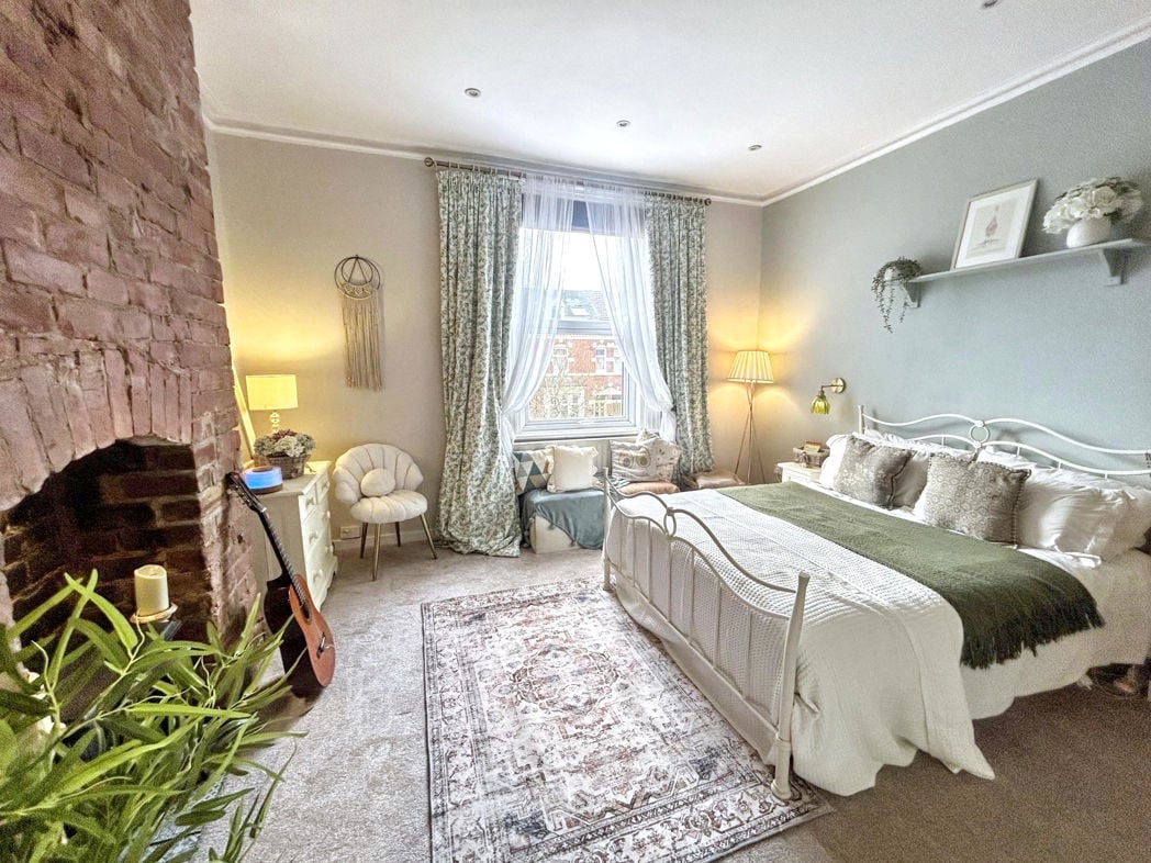 Property image 20 of 23
