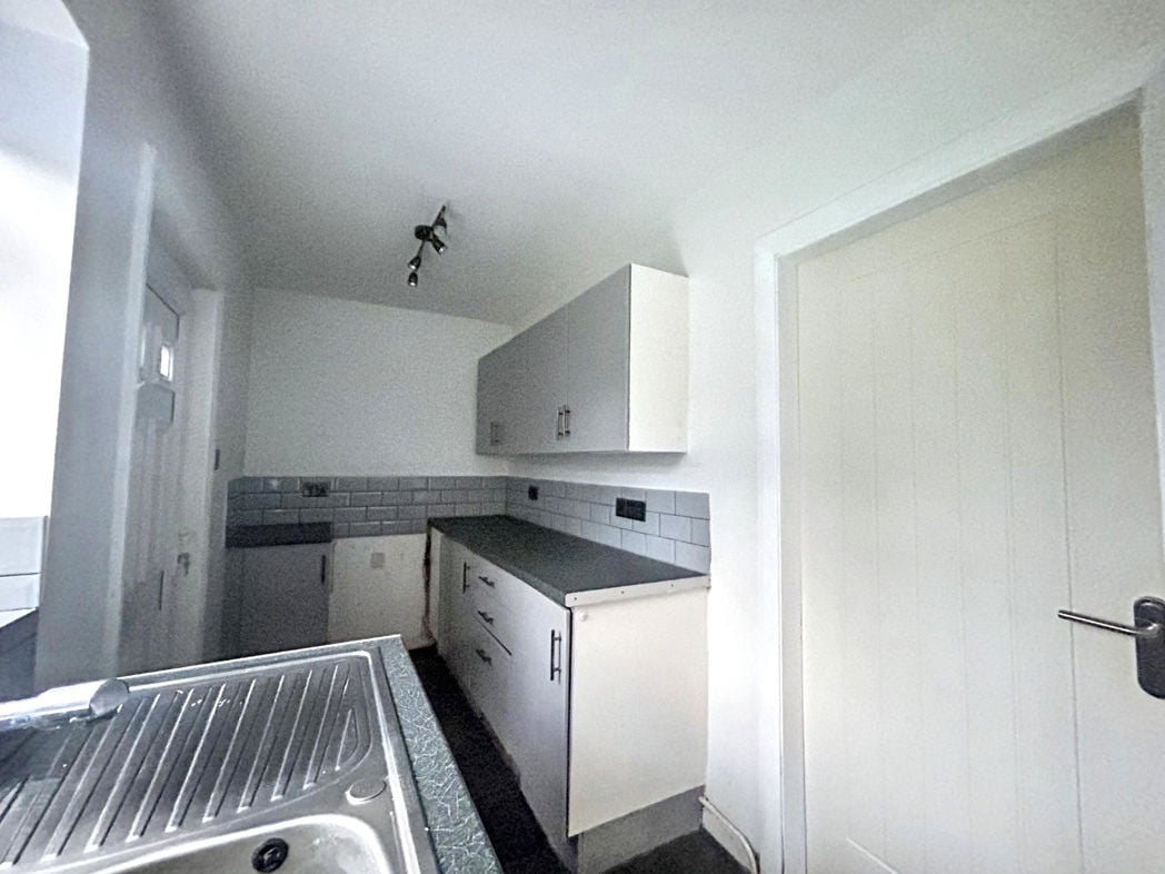 Property image 3 of 16