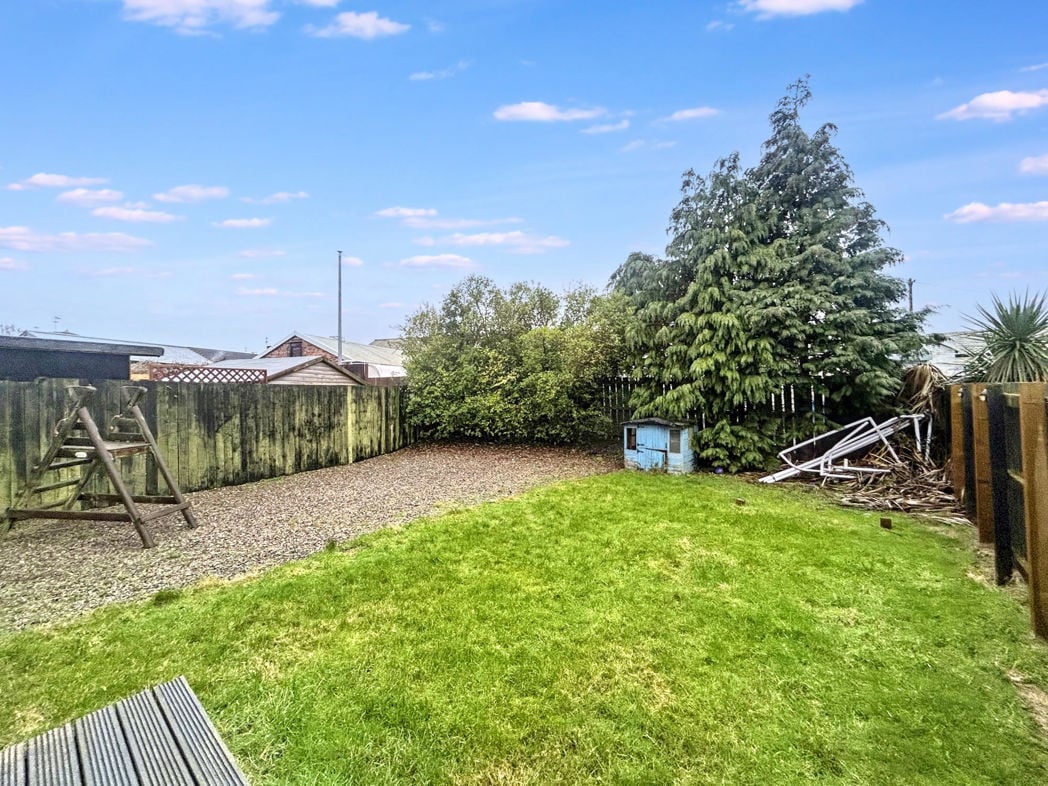 Property image 14 of 16