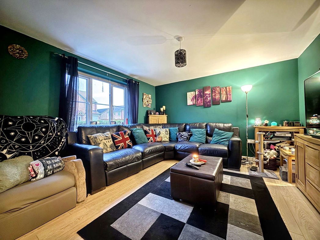 Property image 7 of 23