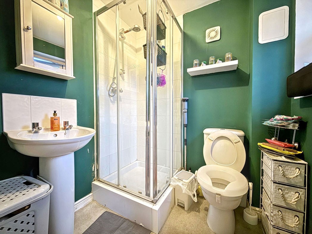 Property image 18 of 23