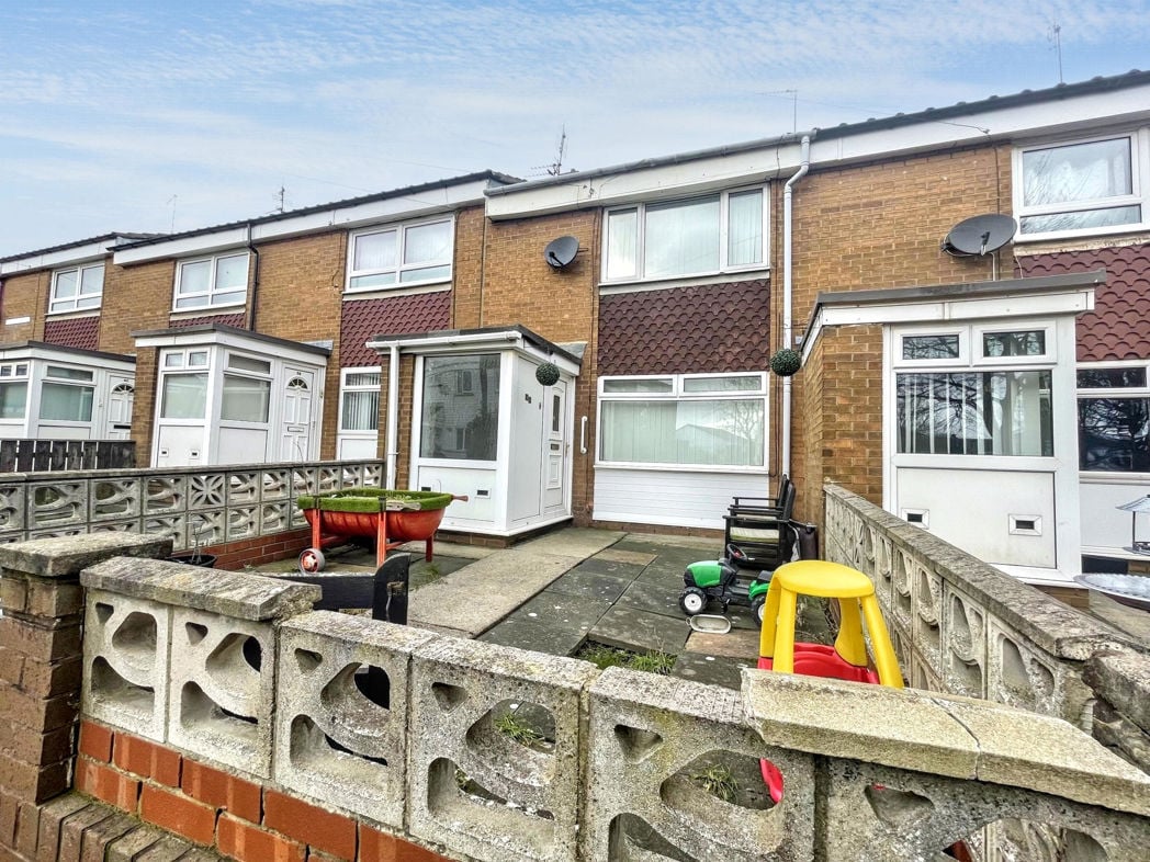 Property image 1 of 3