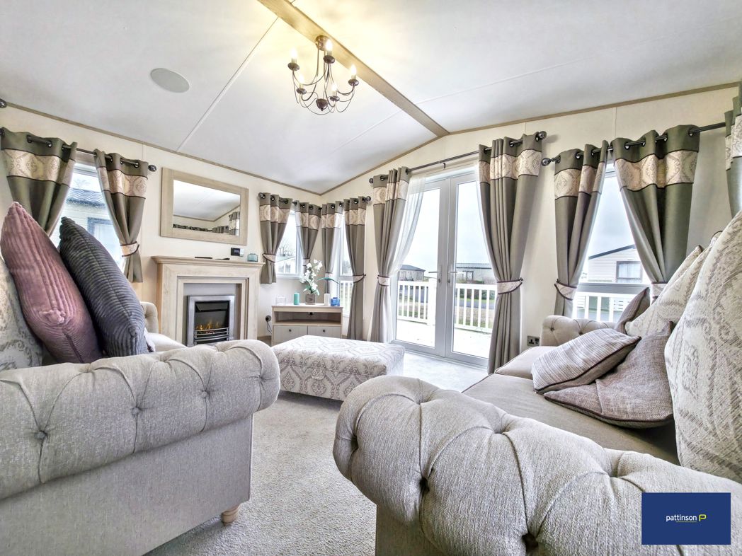 Property image 3 of 17
