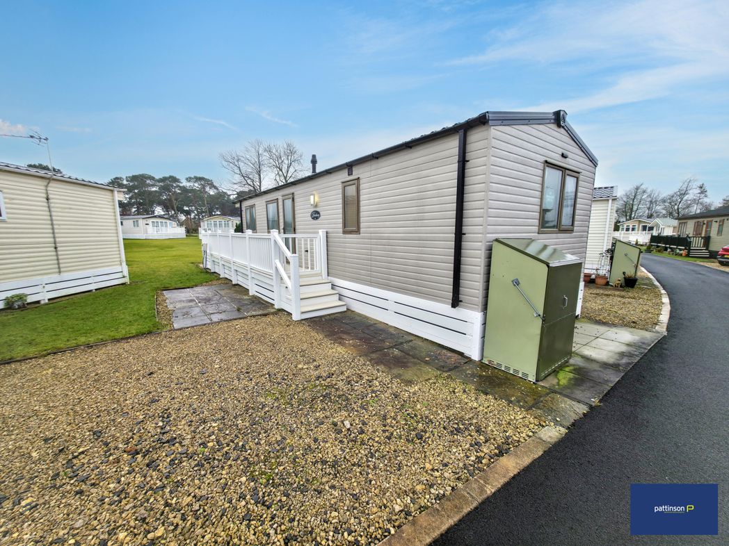 Property image 9 of 15