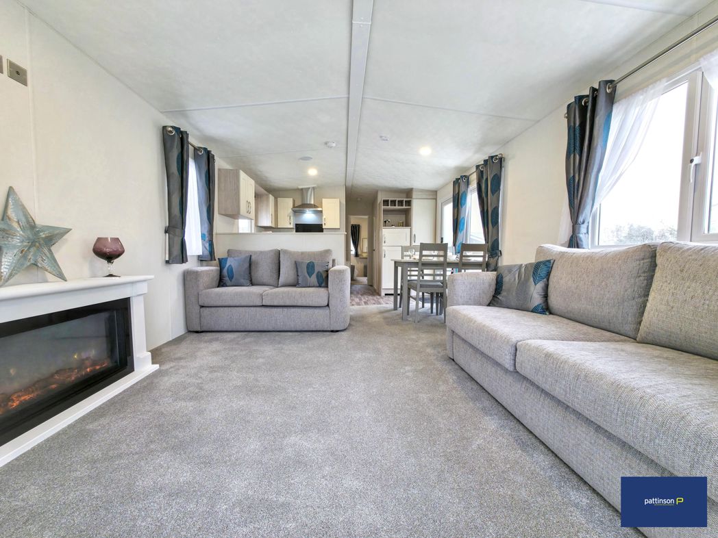 Property image 4 of 15
