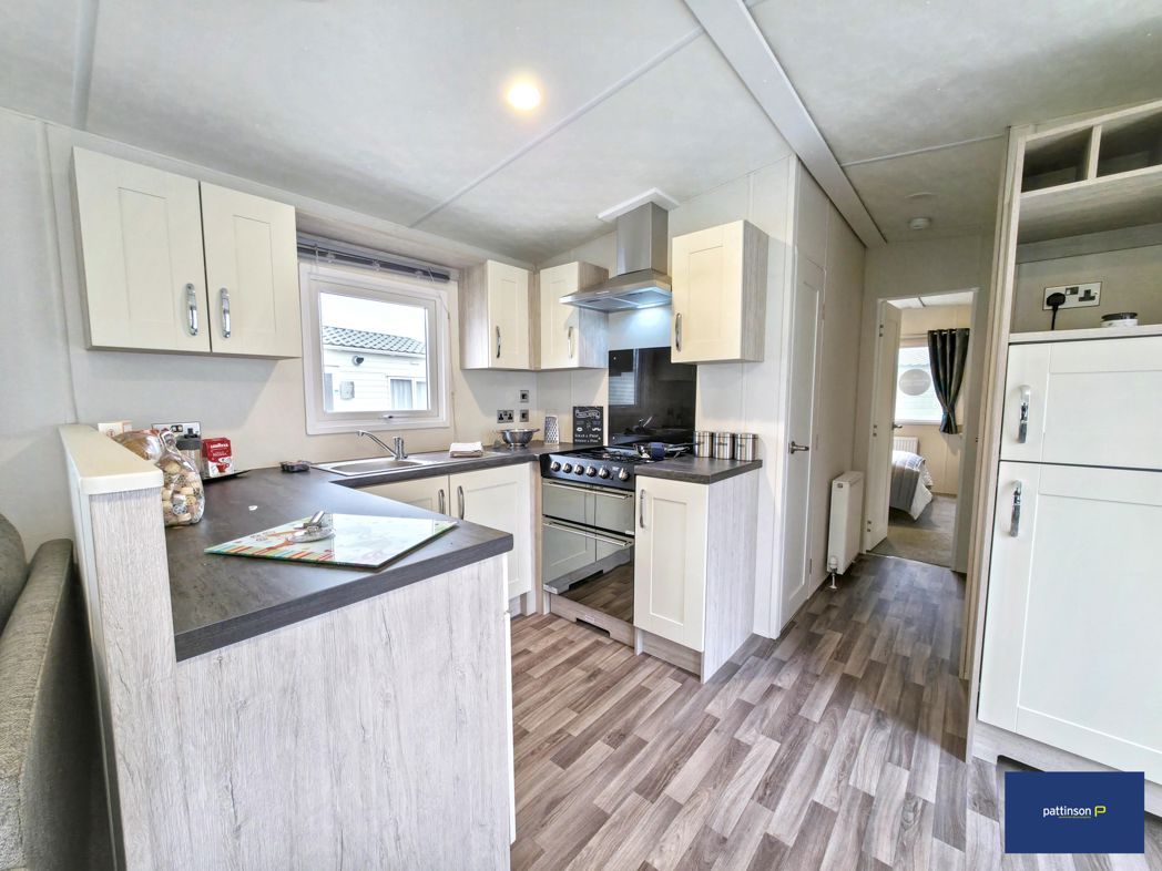 Property image 3 of 15