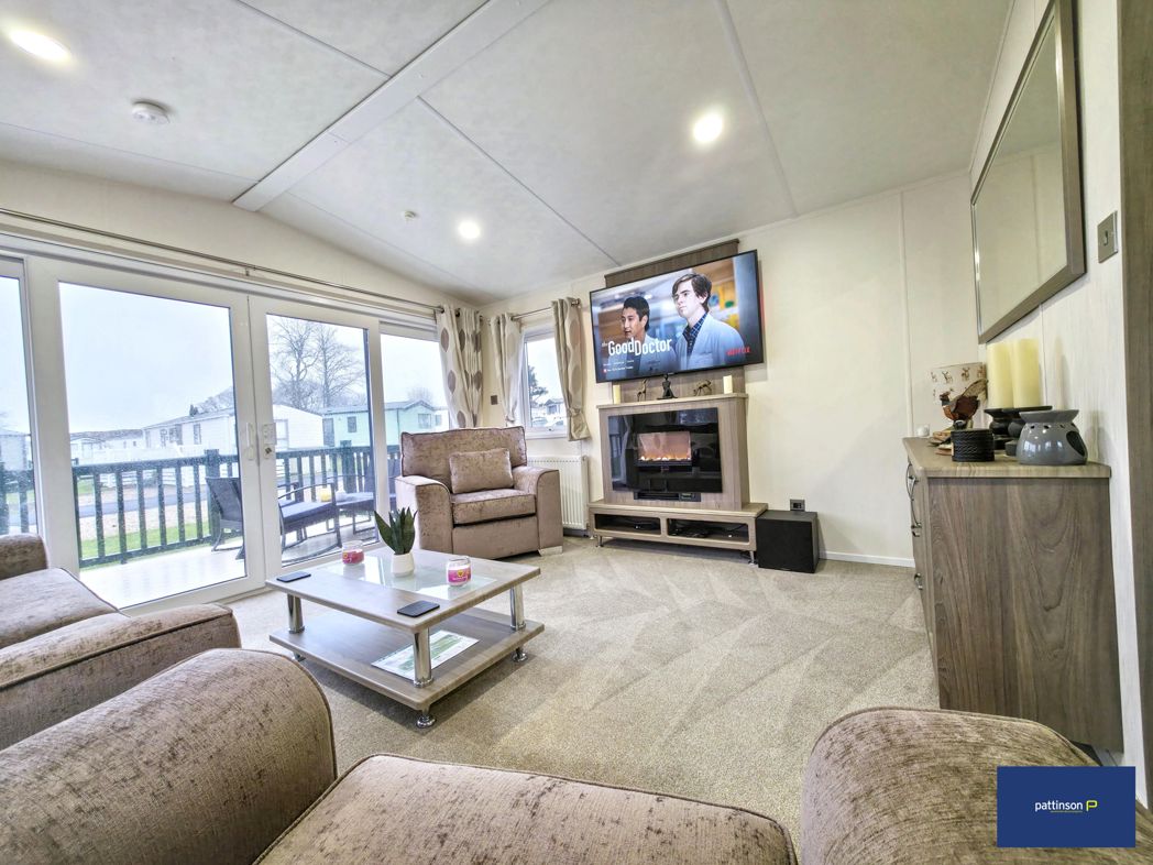 Property image 2 of 22