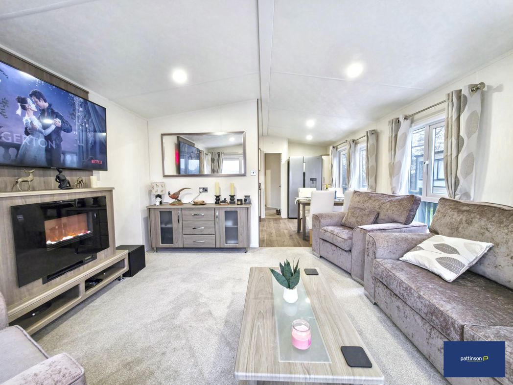 Property image 5 of 22
