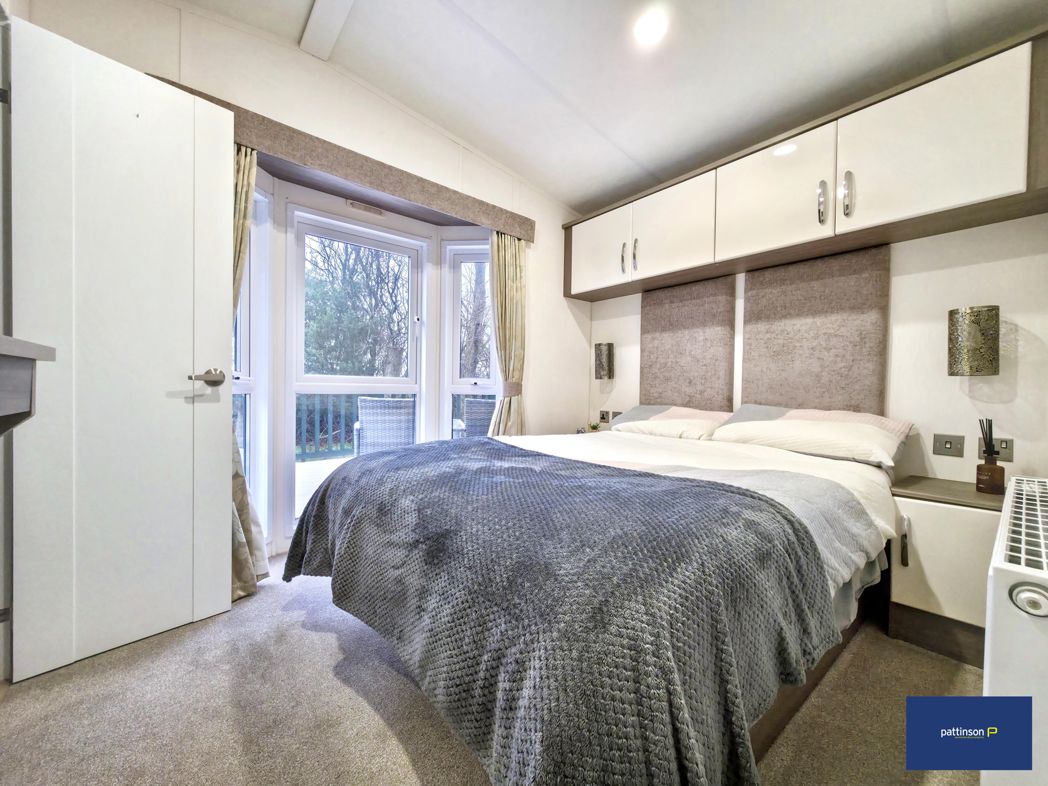 Property image 8 of 22