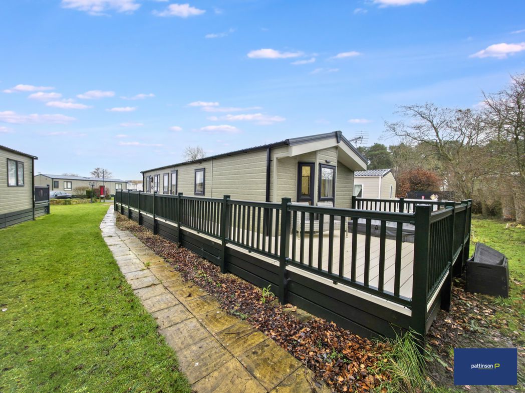 Property image 16 of 22