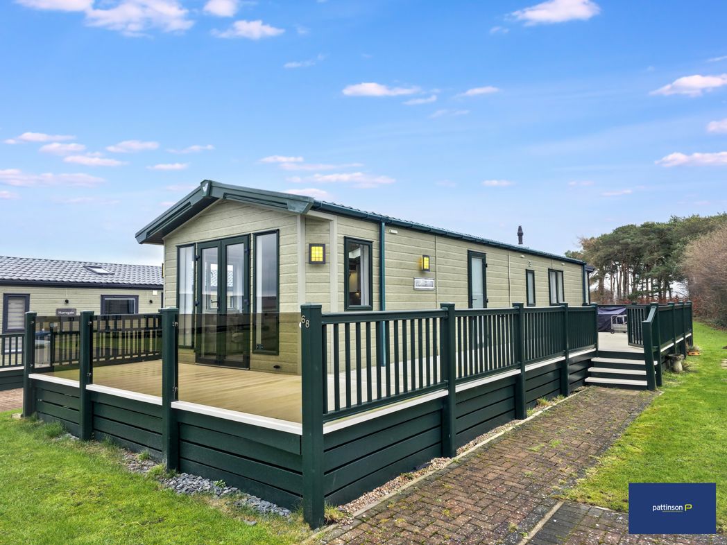 Property image 1 of 18