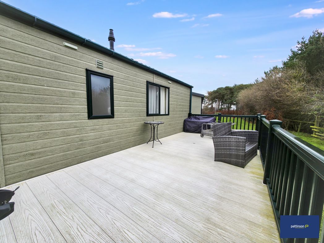 Property image 16 of 18