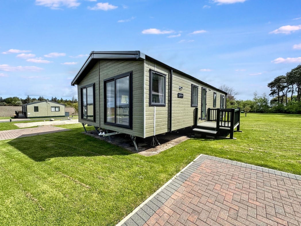 Property image 1 of 24