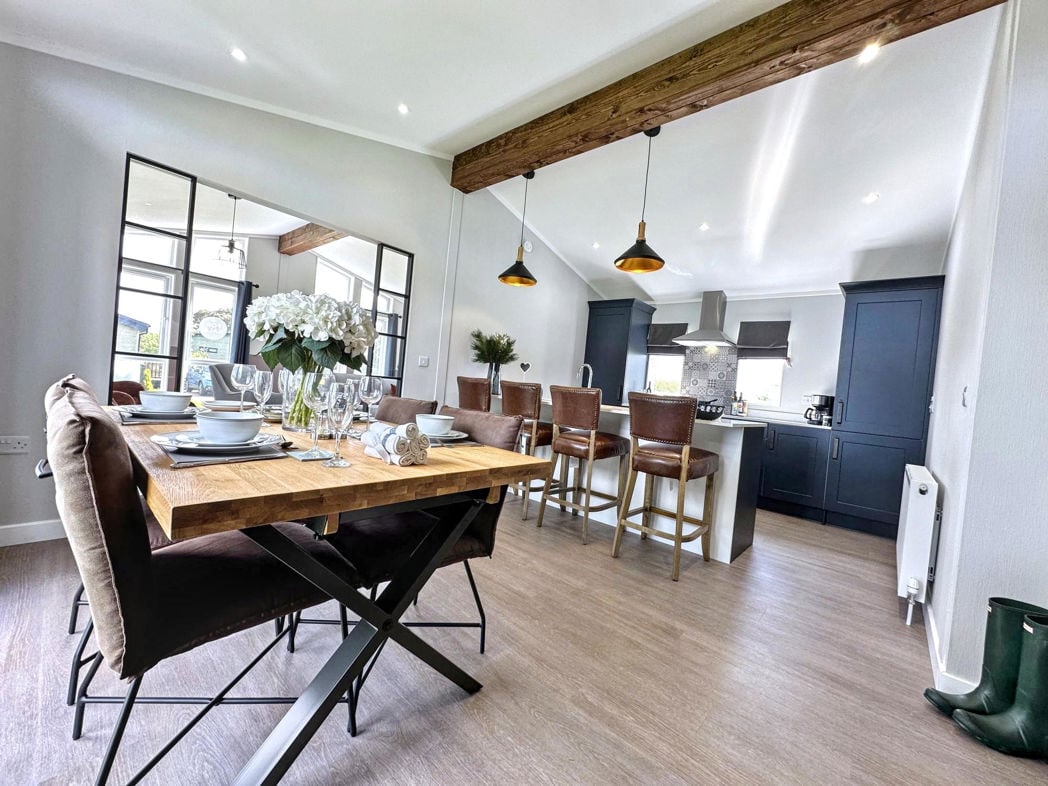 Property image 2 of 19