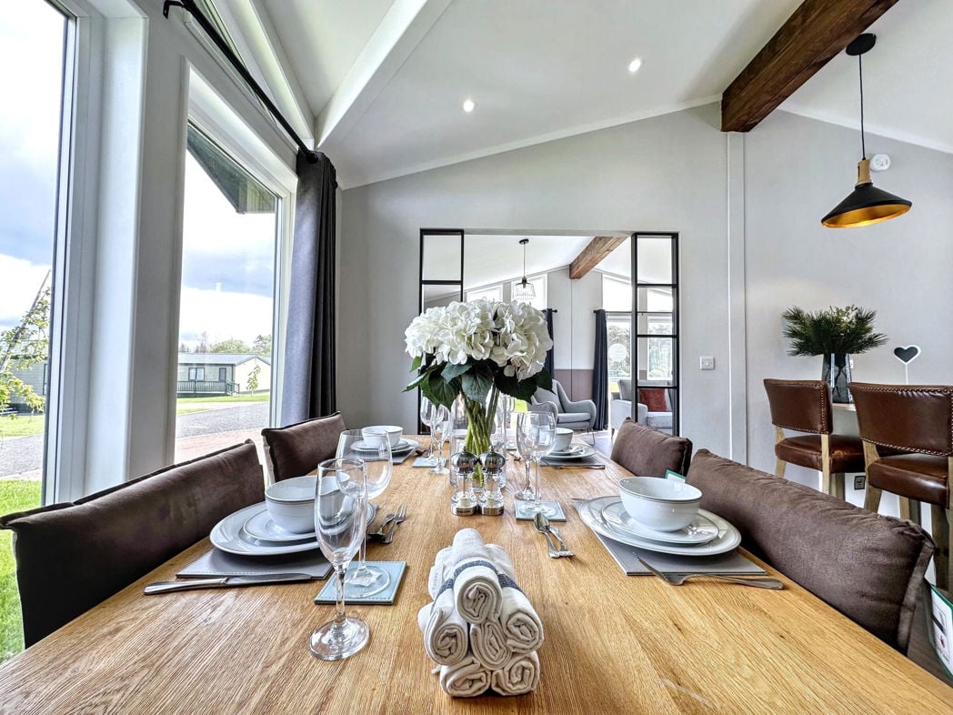 Property image 8 of 19