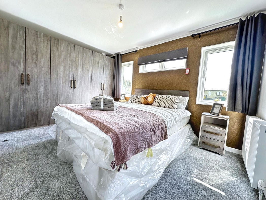 Property image 12 of 19