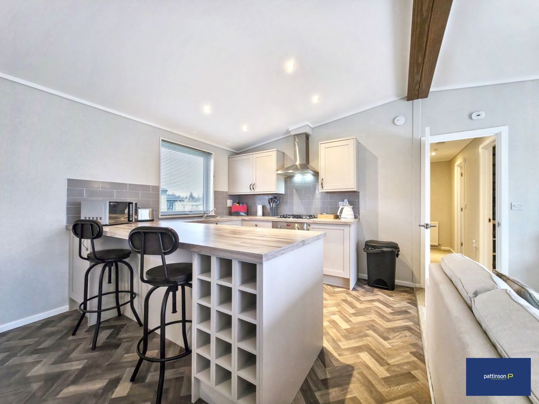 Property image 5 of 23