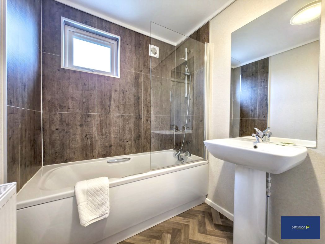 Property image 13 of 23