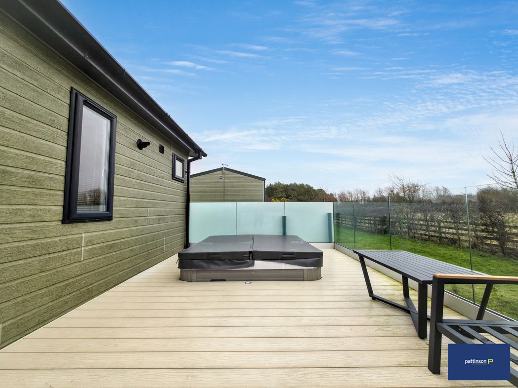 Property image 21 of 23