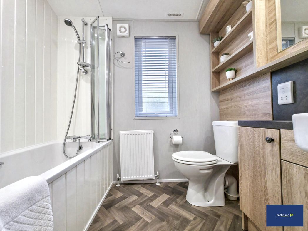 Property image 12 of 14