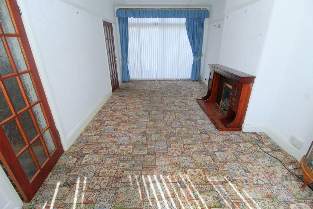 Property image 3 of 20