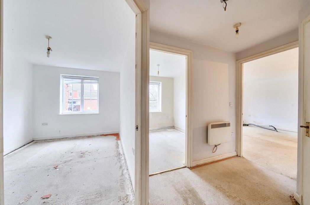 Property image 11 of 17