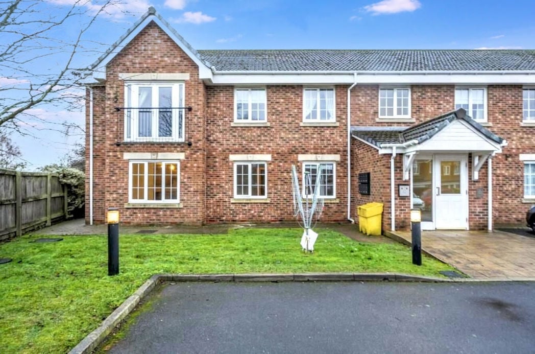 Property image 1 of 17