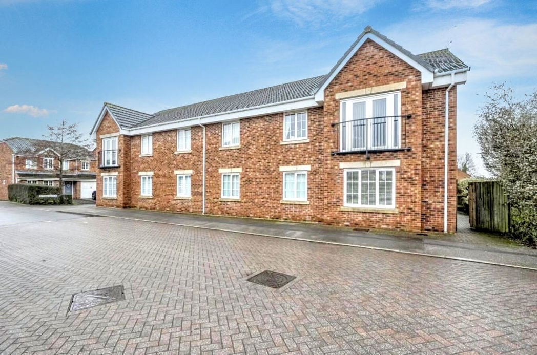 Property image 15 of 17