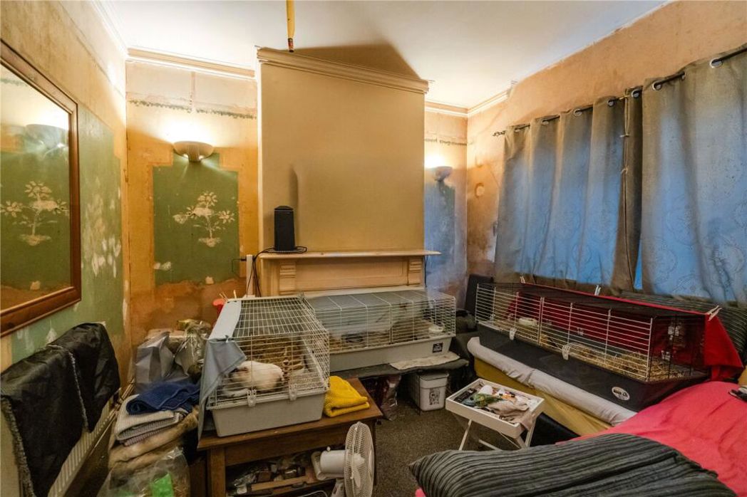 Property image 2 of 15