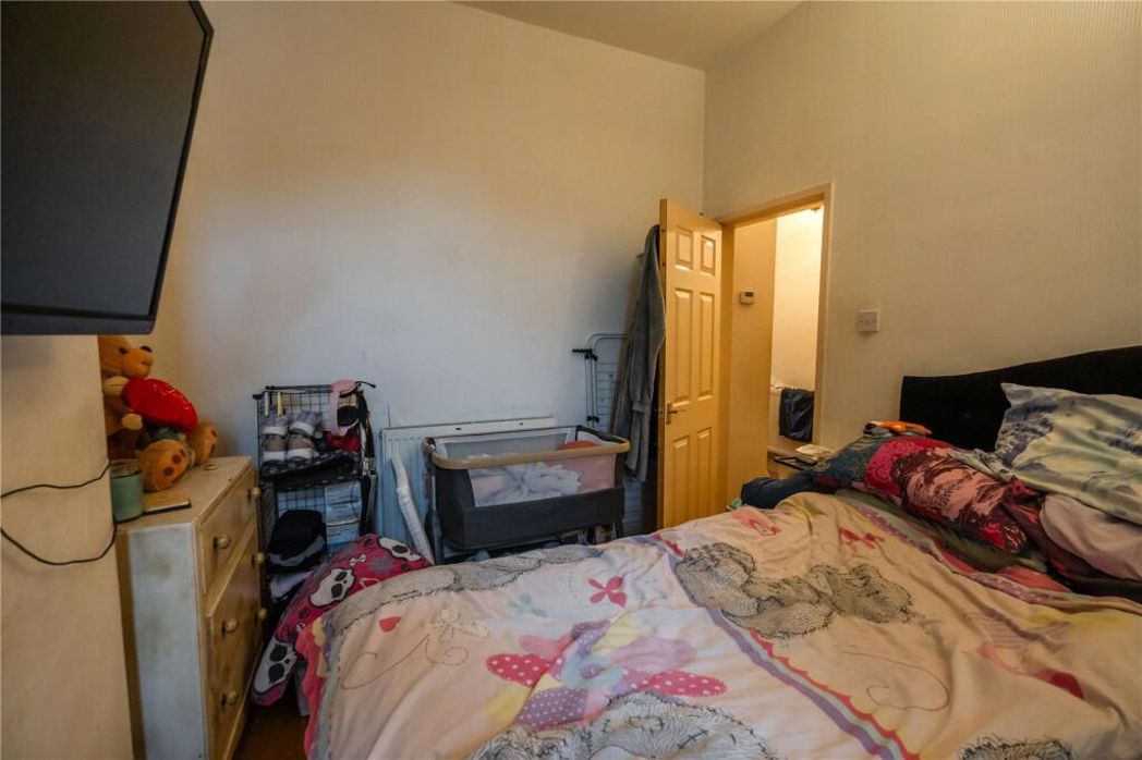 Property image 4 of 15