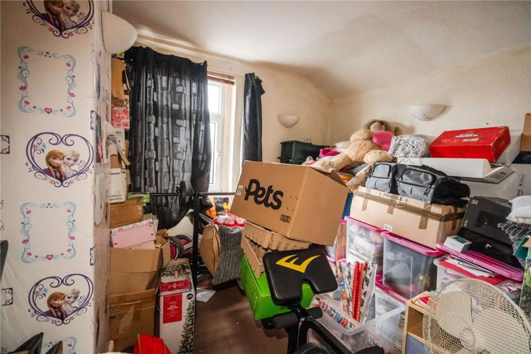 Property image 11 of 15