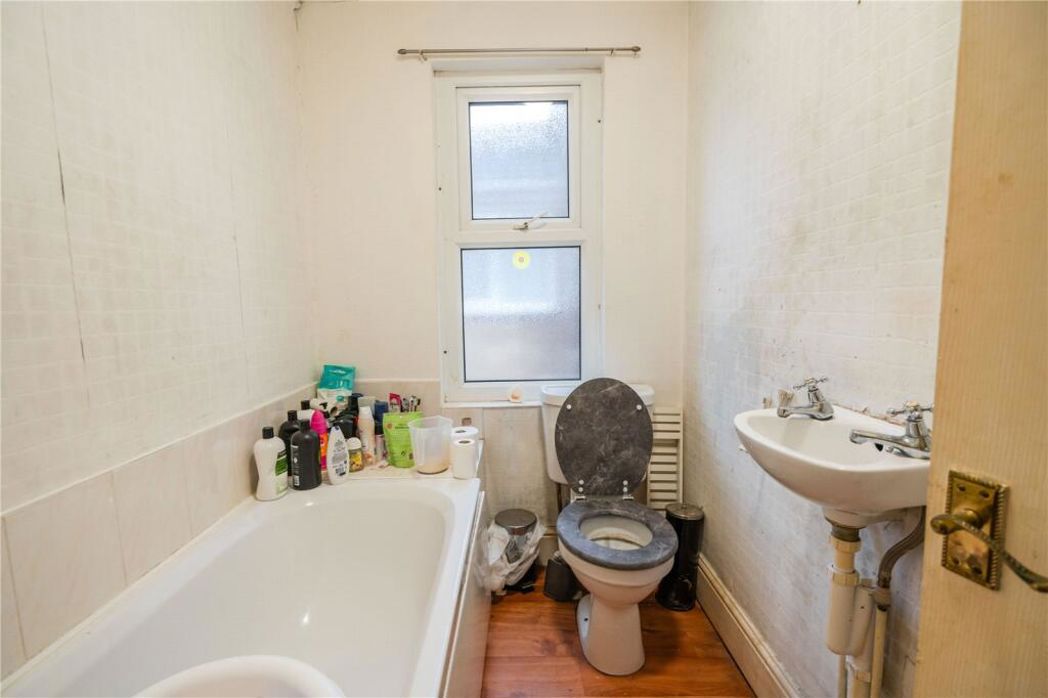 Property image 12 of 15