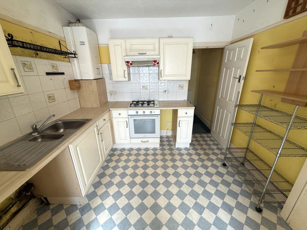 Property image 6 of 17
