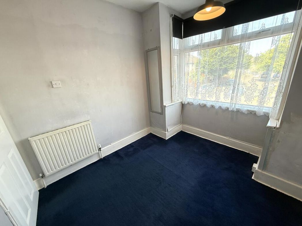Property image 12 of 17