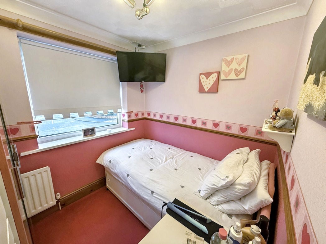 Property image 15 of 19