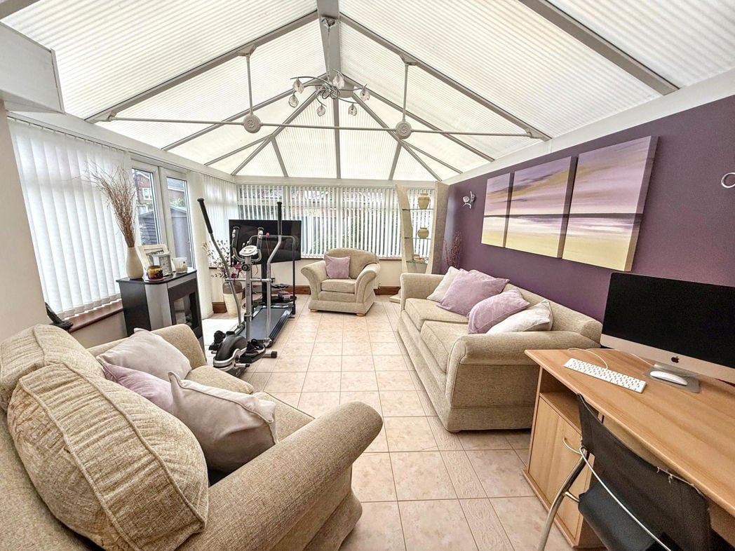 Property image 9 of 19