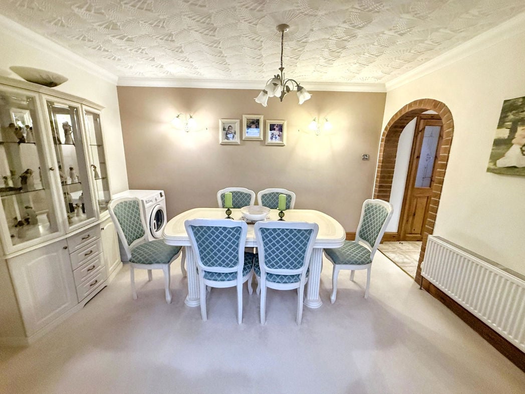 Property image 7 of 19