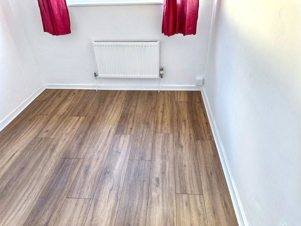 Property image 7 of 9