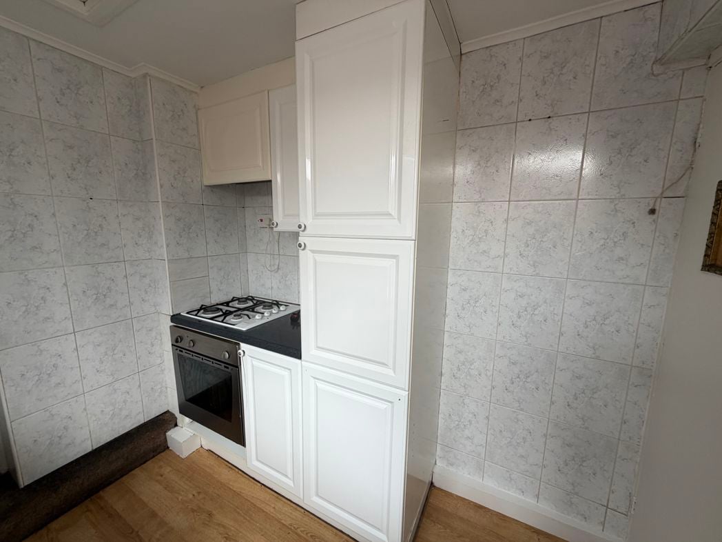 Property image 10 of 10