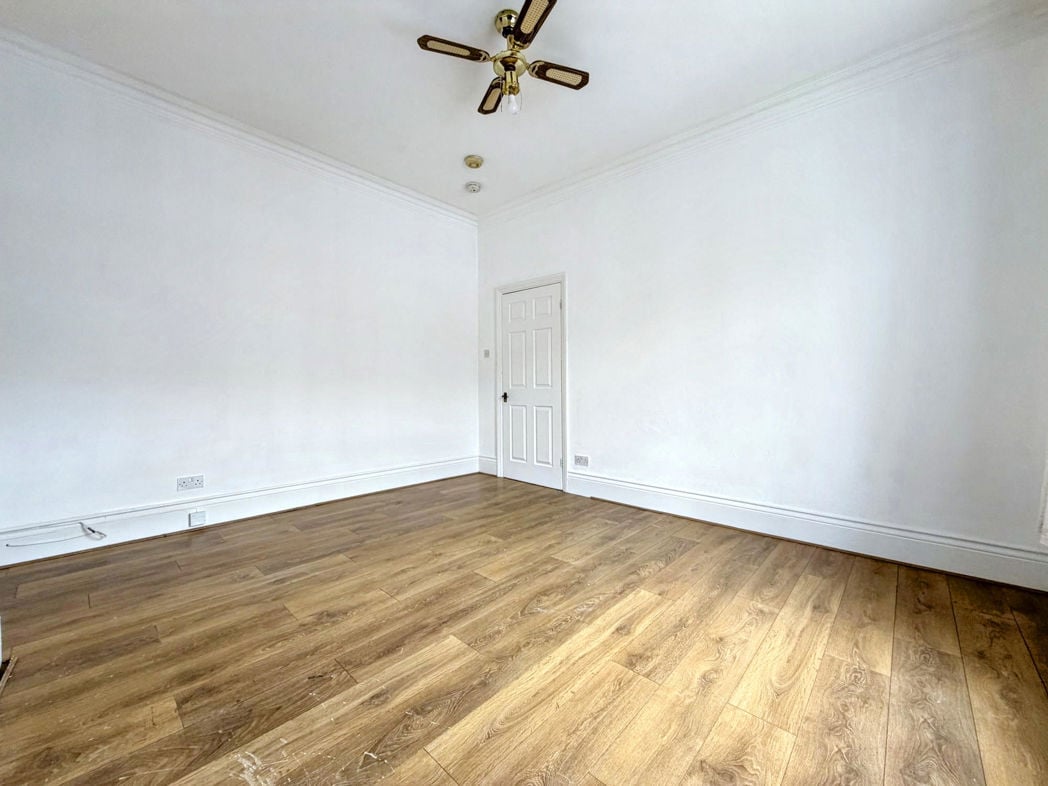 Property image 5 of 10